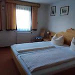 Thalfried Hotel *